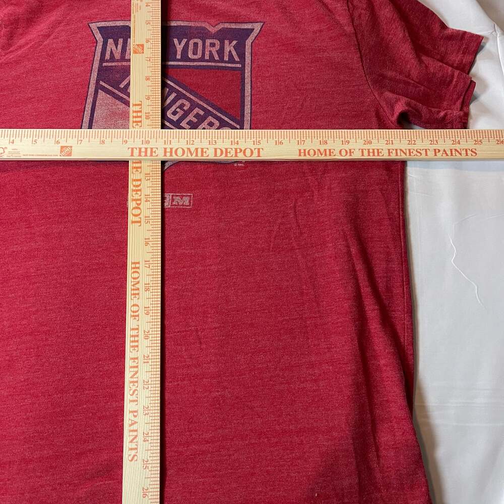 New York Rangers Distressed Team Primary Logo Tri-Blend T-Shirt - Red - Picture 3 of 5